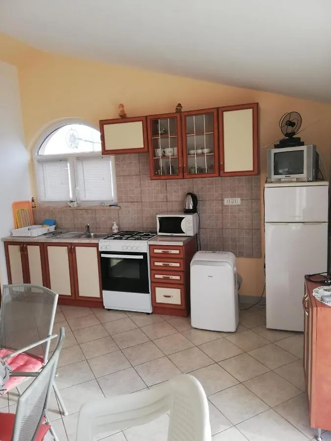 Apartments Defranceski Kavran